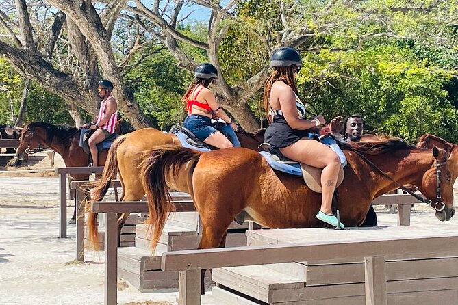OCEAN HORSE-BACK RIDING & BAMBOO RAFTING + Limestone MASSAGE - A coastal ride followed by a slow river glide