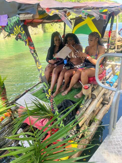 Ocho Rios : Bamboo River Rafting in Ocho Rios Jamaica. - The river portion: gentle, scenic, and social