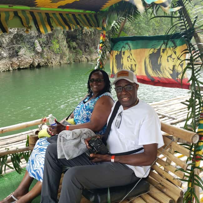 Ocho Rios Jamaica: River Bamboo Rafting Activity - The beach stop gives the trip breathing room