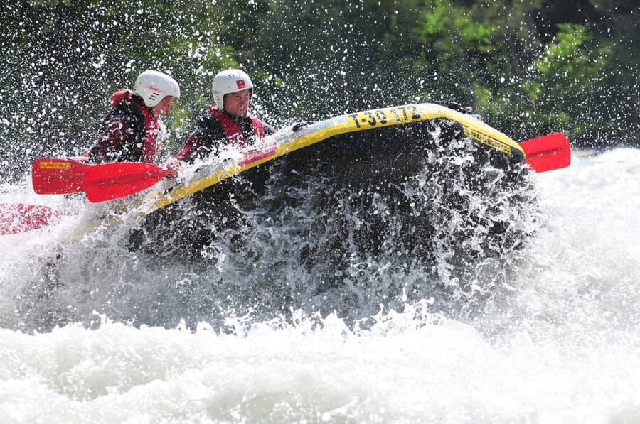 Ötztal: Rafting at Imster Canyon for Beginners - Who should book this rafting trip