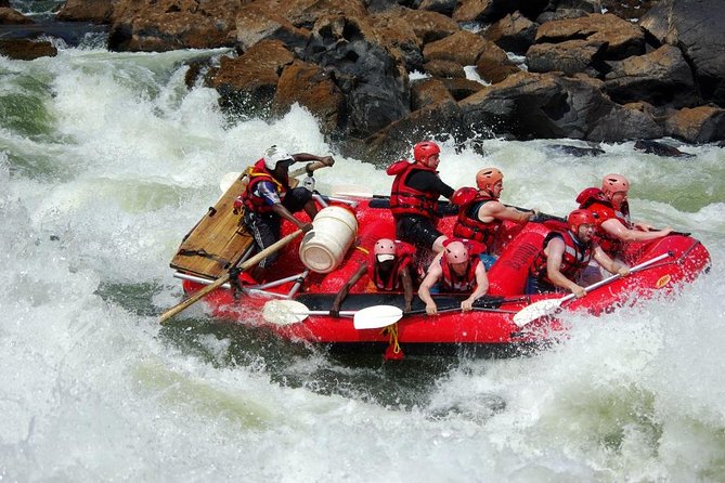 Overnight Rafting Trips - The overnight camp on a sandy Zambezi beach