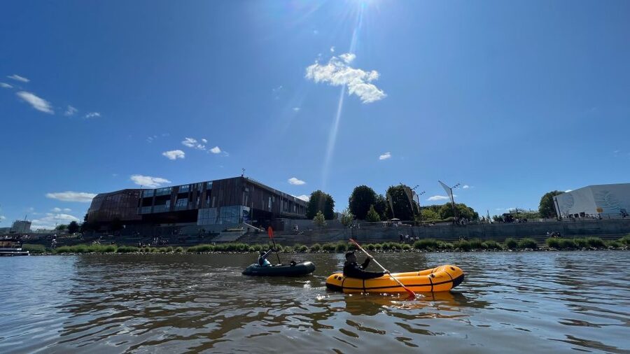 Packrafting kayaking guided tour Vistula river Warsaw Poland - What the two-hour route feels like