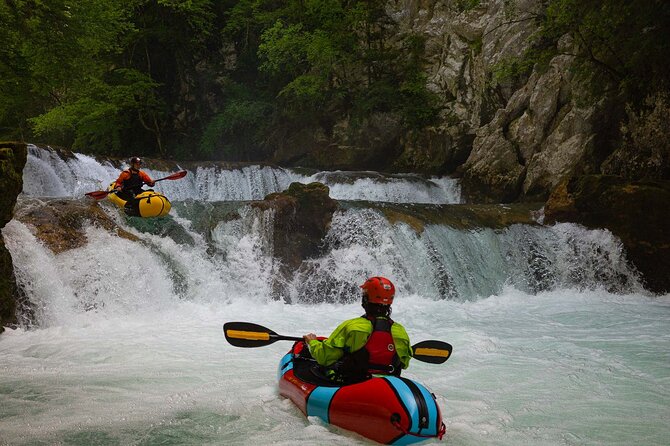 Packrafting Mreznica River - The 6-meter waterfall jump