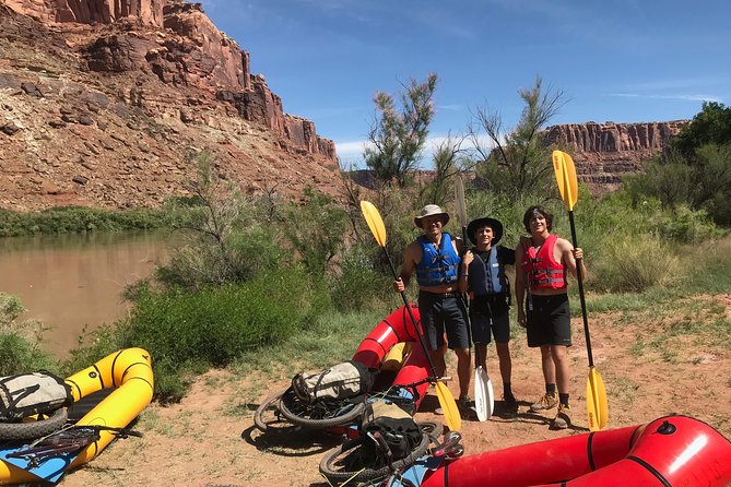 Pedal, Paddle, Pedal: Moab Mountain Biking & Packrafting Combo - The old mining road descent