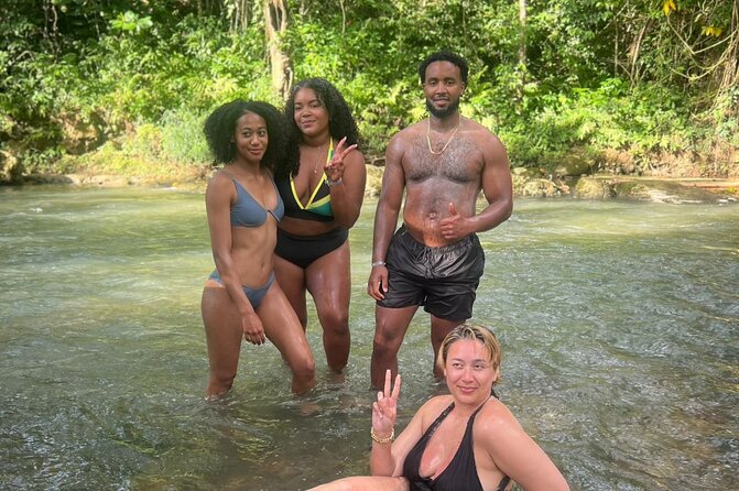 Private Bamboo Rafting Activity in Jamaica - The limestone foot massage