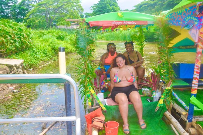 Private tour from Ocho Rios to Rio Nuevo Rafting and Shopping - Key points at a glance