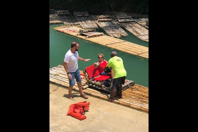 Private transportation from Montego Bay to Martha Brae River Rafting Tour - Drifting on a bamboo raft for two