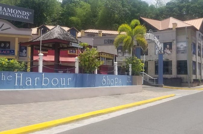 Private White River Bamboo Rafting & Limestone Massage Ocho Rios - Shopping after the river