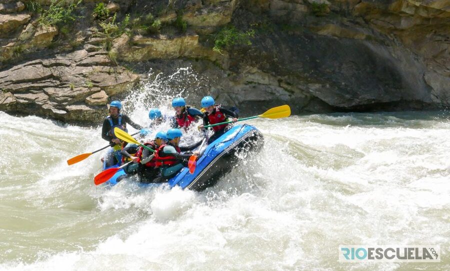 Pyrenees: Rafting in the Kingdom of the Mallos - Why this stretch of the Gállego River feels special