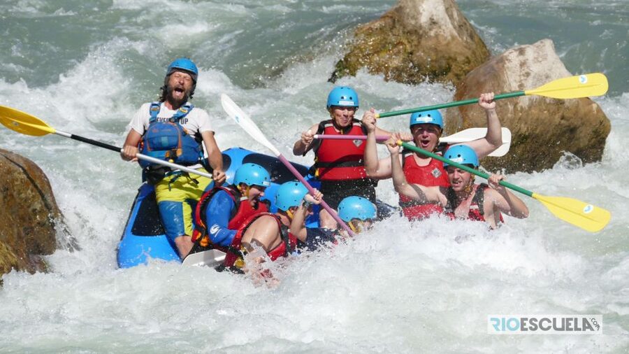 Pyrenees: Rafting in the Kingdom of the Mallos - Ninety minutes beneath the Mallos de Riglos
