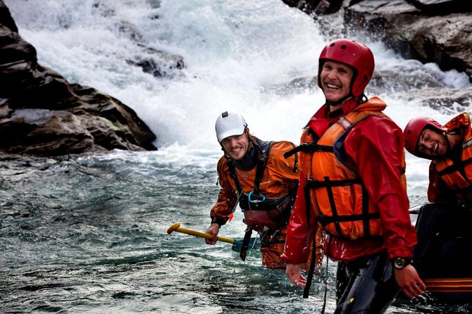 Queenstown Shotover River White Water Rafting - Learning the rhythm before the bigger rapids
