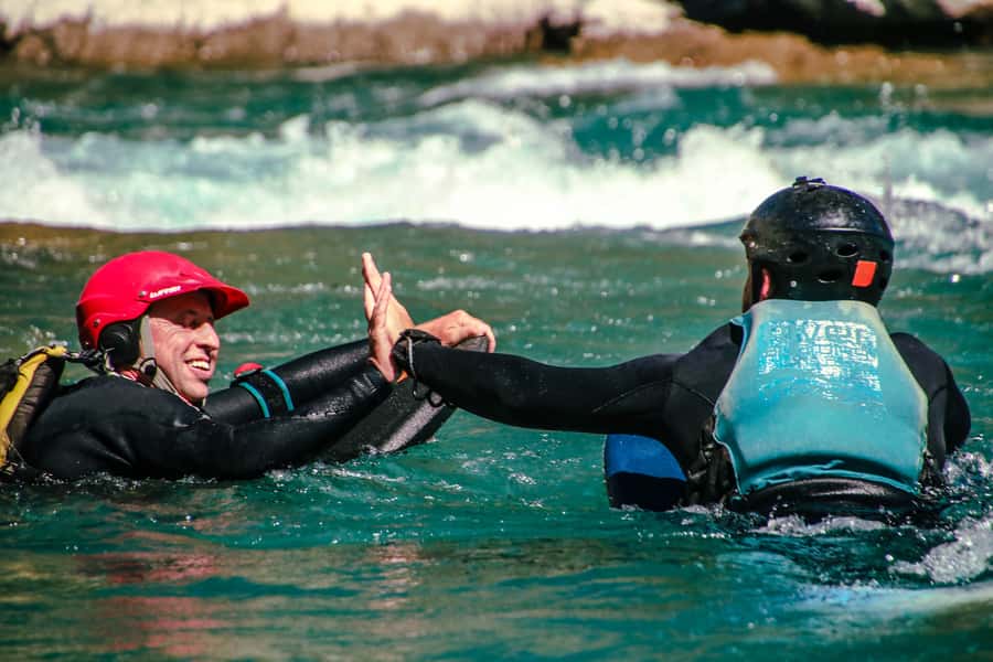 Queenstown: White Water Surfing Along the Kawarau River - Calmer water and a possible cliff jump
