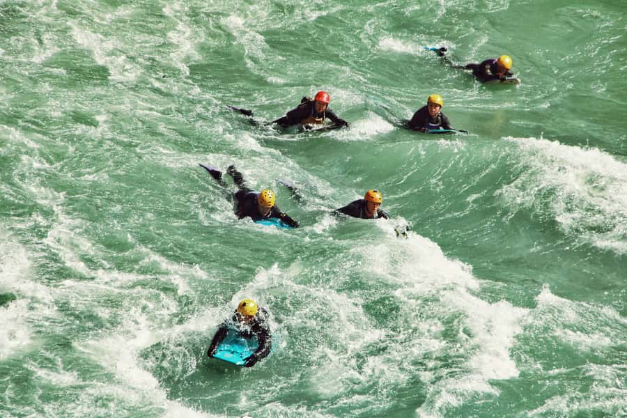 Queenstown: White Water Surfing Along the Kawarau River - From Queenstown to Roaring Meg Power Station