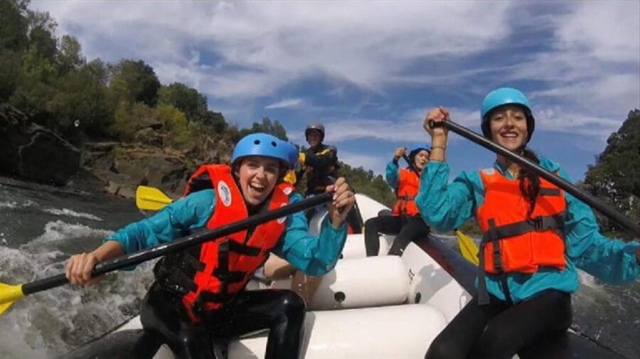 RADICAL ADVENTURE IN MELGAÇO: RAFTING ON THE MINHO RIVER - The Secret Stop and Optional Rock Jump