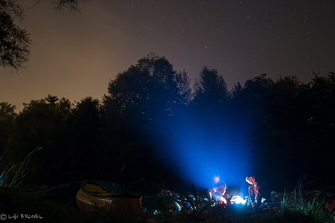 Rafting 40km on the Gave de Pau with bivouac - An early breakfast and a final morning on the rapids