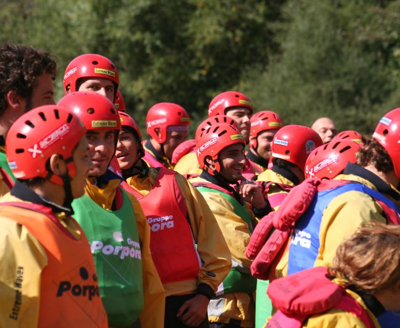 Rafting Classic, with Extreme Waves - A two-hour run with calm water and active rapids