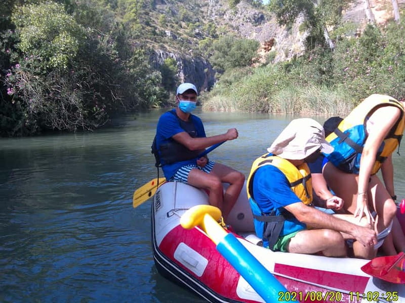 Rafting en Cañón de Almadenes y Cueva Abrigos Rupestres - A quiet route through Almadenes Canyon