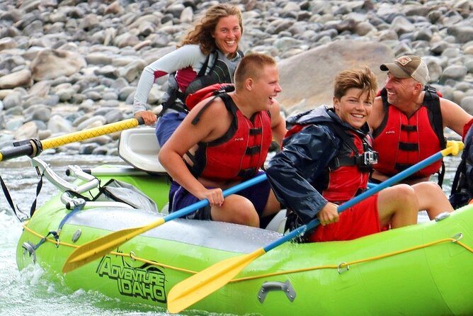 Rafting Experience in Hagerman on the Snake River - The Snake River Canyon Overlook and the first river views
