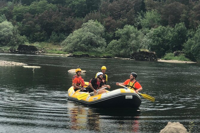 Rafting Experience on the Minho River with Coraltours Minho - Wildlife, Stone Walls, and Open River Views