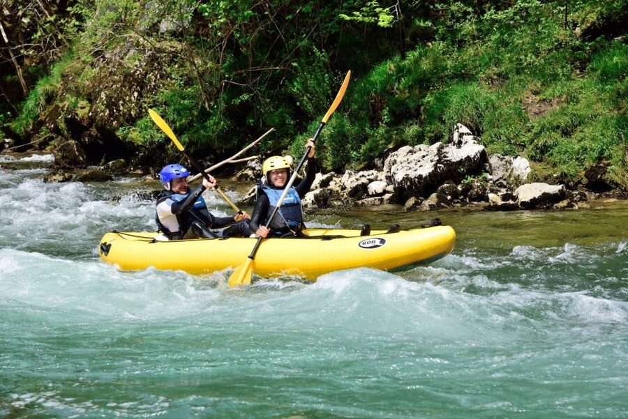 Rafting/Kayaking adventure river Kupa - Two and a half hours on the Kupa