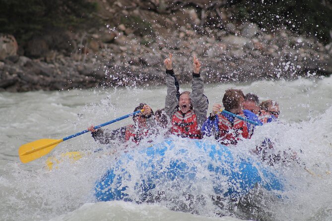 Rafting on Athabasca River Mile 5 in Jasper - Why the guides matter so much