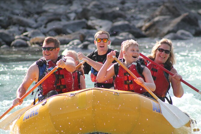 Rafting on Athabasca River Mile 5 in Jasper - Timing and practical planning in Jasper