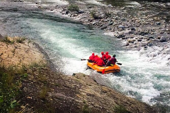 Rafting on Brembo River. - Learning the commands before the rapids