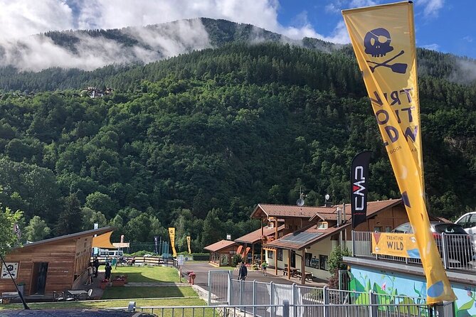 Rafting Power in Trentino - Paddling, rapids, and crew races