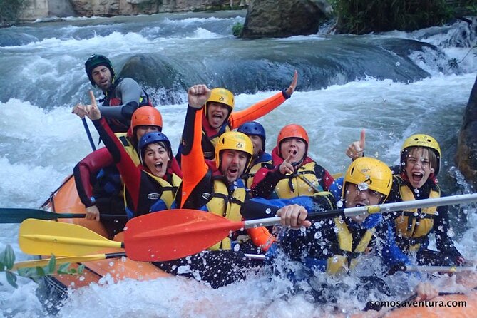 Rafting white water in Montanejos 1h Valencia - Arriving at the Somos Aventura base