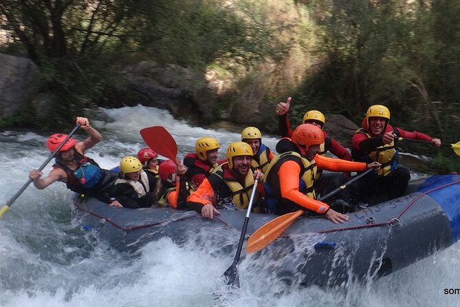 Rafting white water in Montanejos 1h Valencia - Rafting through Chillapájaros Canyon