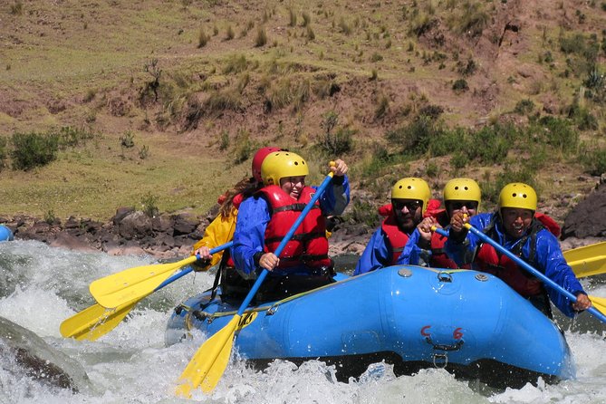 Rafting & Zip line Urubamba River 1 Day - Lunch, hot water, and the Cusipata River Lodge