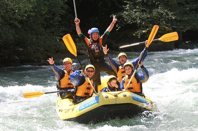 River Rafting for Families - The value of transport, photos, and equipment