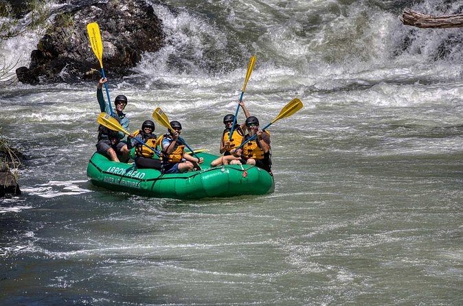 Rogue River Half Day Whitewater Trip Nugget Falls - Powerhouse and Nugget Falls bring the action