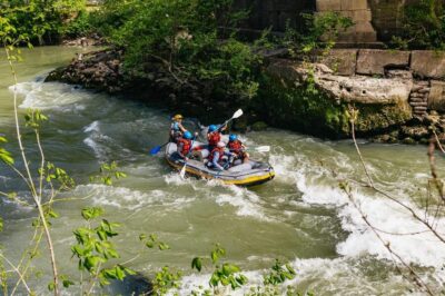 Rome: Tiber River Urban Rafting Tour with Roman Pizza