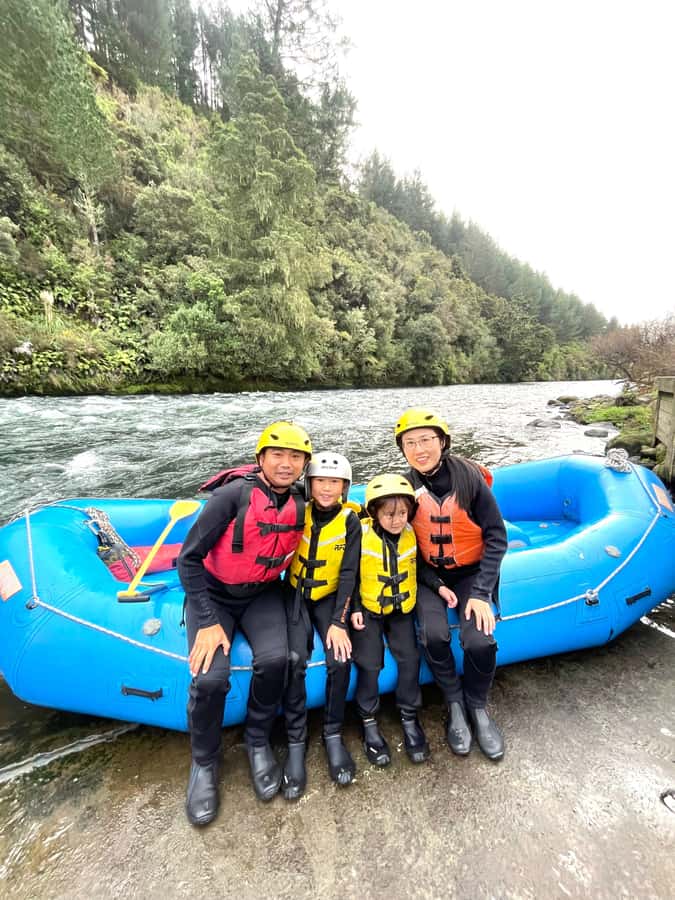 Rotorua: Tarawera River Raft and Kayak Adventure - What Grade 2 to 3 feels like on the water