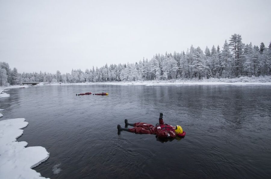 Ruka: River Floating - The 45-minute safety briefing