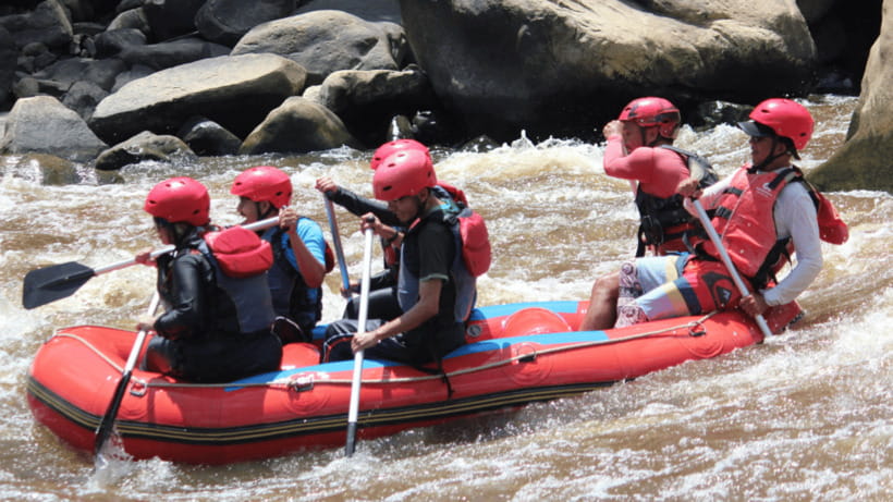 Sabah: White Water Rafting Grade 3-4 at Padas River - Lunch, changing facilities, and the practical comforts