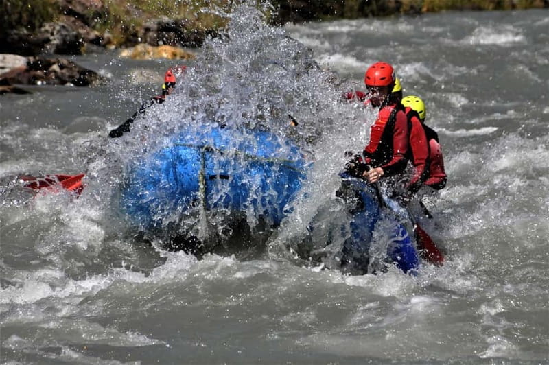 Salzburg: White Water Rafting on the Salzach River - The Labyrinth demands teamwork