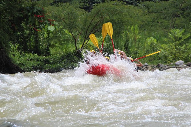 Savegre River Rafting Private Trip from Manuel Antonio - The ride south from Quepos