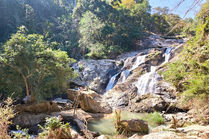 Secret Waterfall and Bamboo Rafting from Chiang Mai - Leaving Chiang Mai for Mae Wang