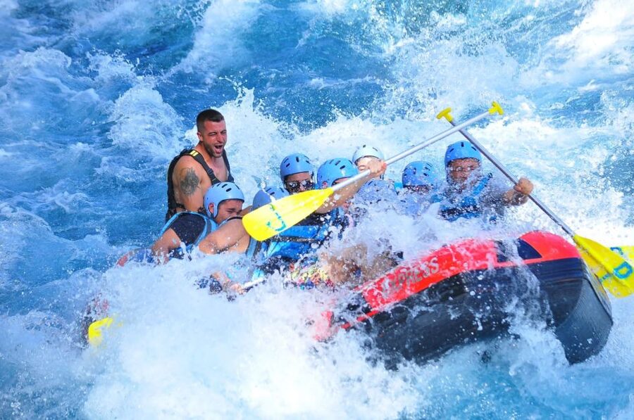 Side/Antalya: Jeep, Buggy, Rafting & Zipline Tour with lunch - The final 35-minute rafting stretch