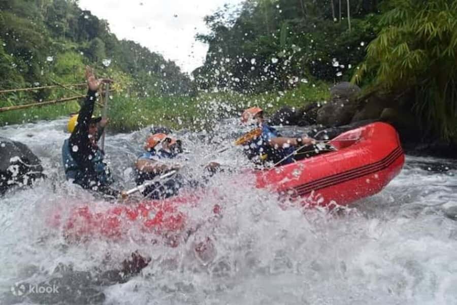 Sidemen Bali Private Rafting on Telaga Waja River With Lunch - Equipment, Safety, and Comfort on the Water
