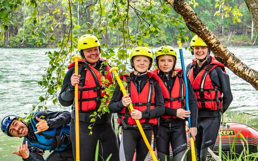 Sjoa: Rafting Adventure for Families - Getting Ready with Heidal Rafting