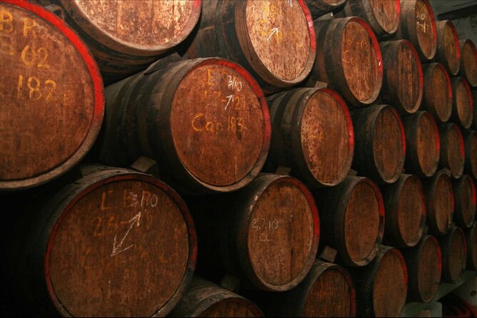 St Lucia Treasures - (Chocolates Rum and Rafting) - St. Lucia Distillers keeps the rum stop short and simple
