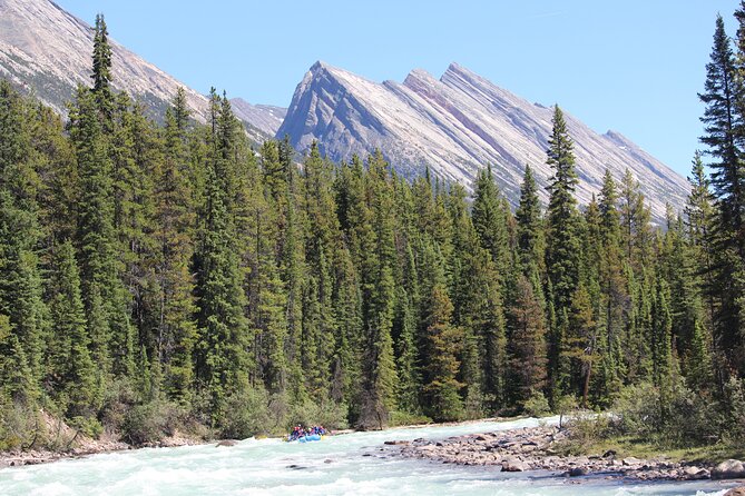 Sunwapta Challenge Whitewater Rafting: Class III Rapids - Getting out of the river and back to Jasper