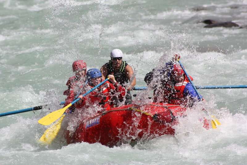 Sunwapta Challenge Whitewater Rafting in Jasper - Why the Sunwapta River Makes This Trip Special