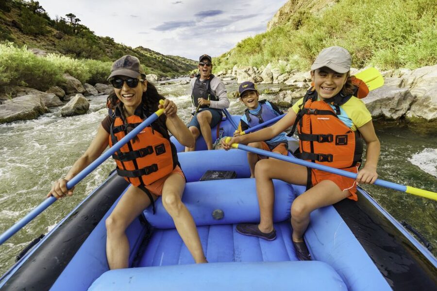 Taos: Rio Grande Racecourse Whitewater Adventure - Safety gear and the first paddle lesson