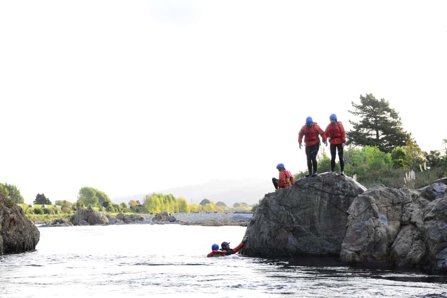 Te Awa Kairangi Grade 2 Scenic Rafting Tour - Key points to know before booking