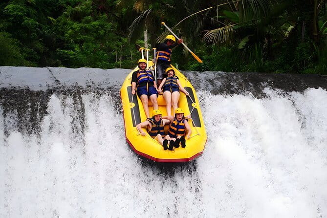 Telaga Waja Rafting and Jimbaran Seafood Dinner - Three hours on Telaga Waja River