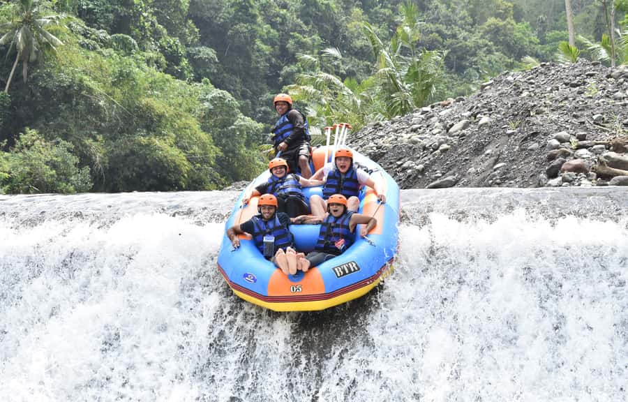 Telaga Waja River: Rafting Expedition with Lunch - The morning drive into eastern Bali